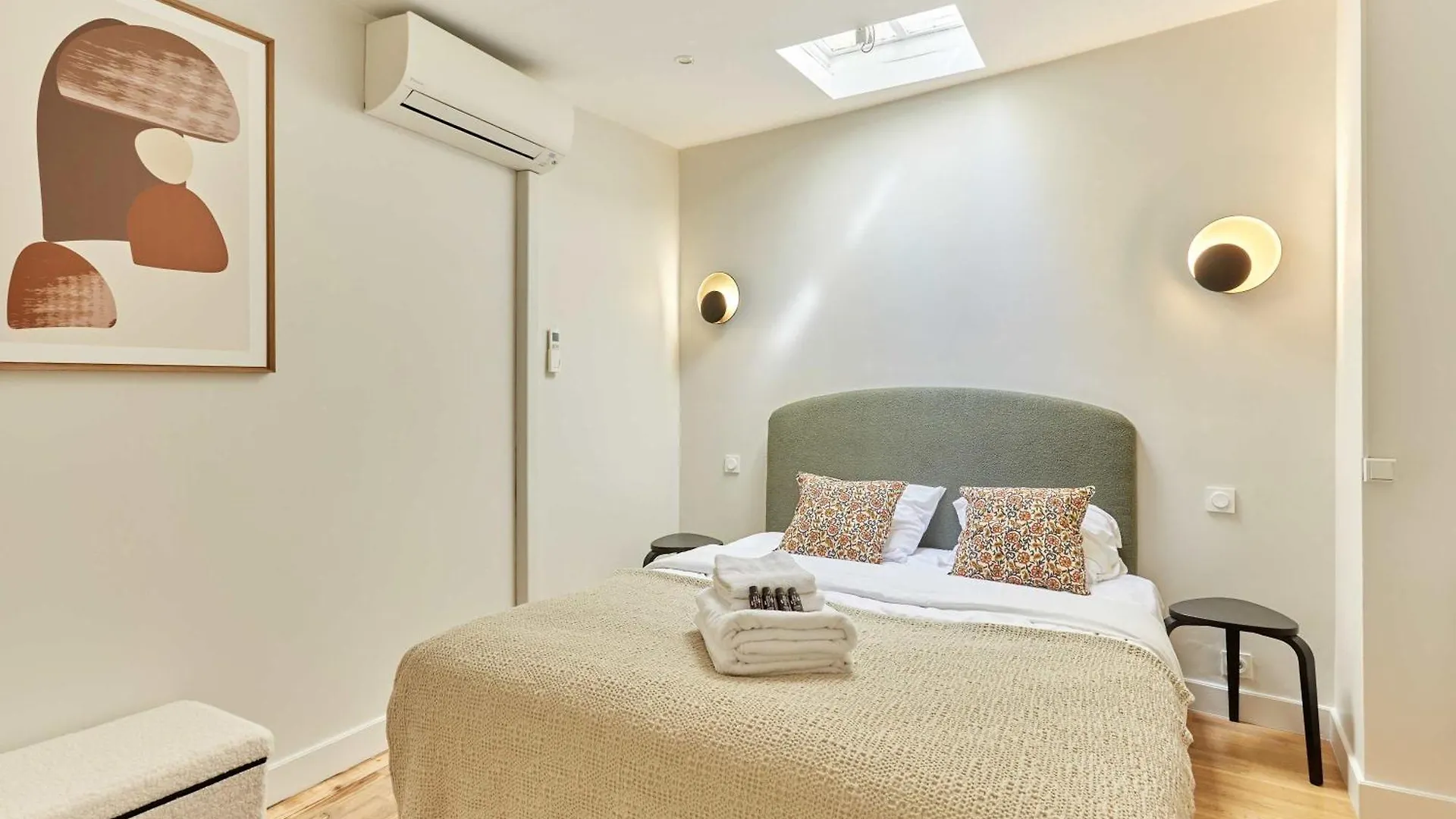 Apartment Pantheon Notre Dame By Studio Prestige Paris